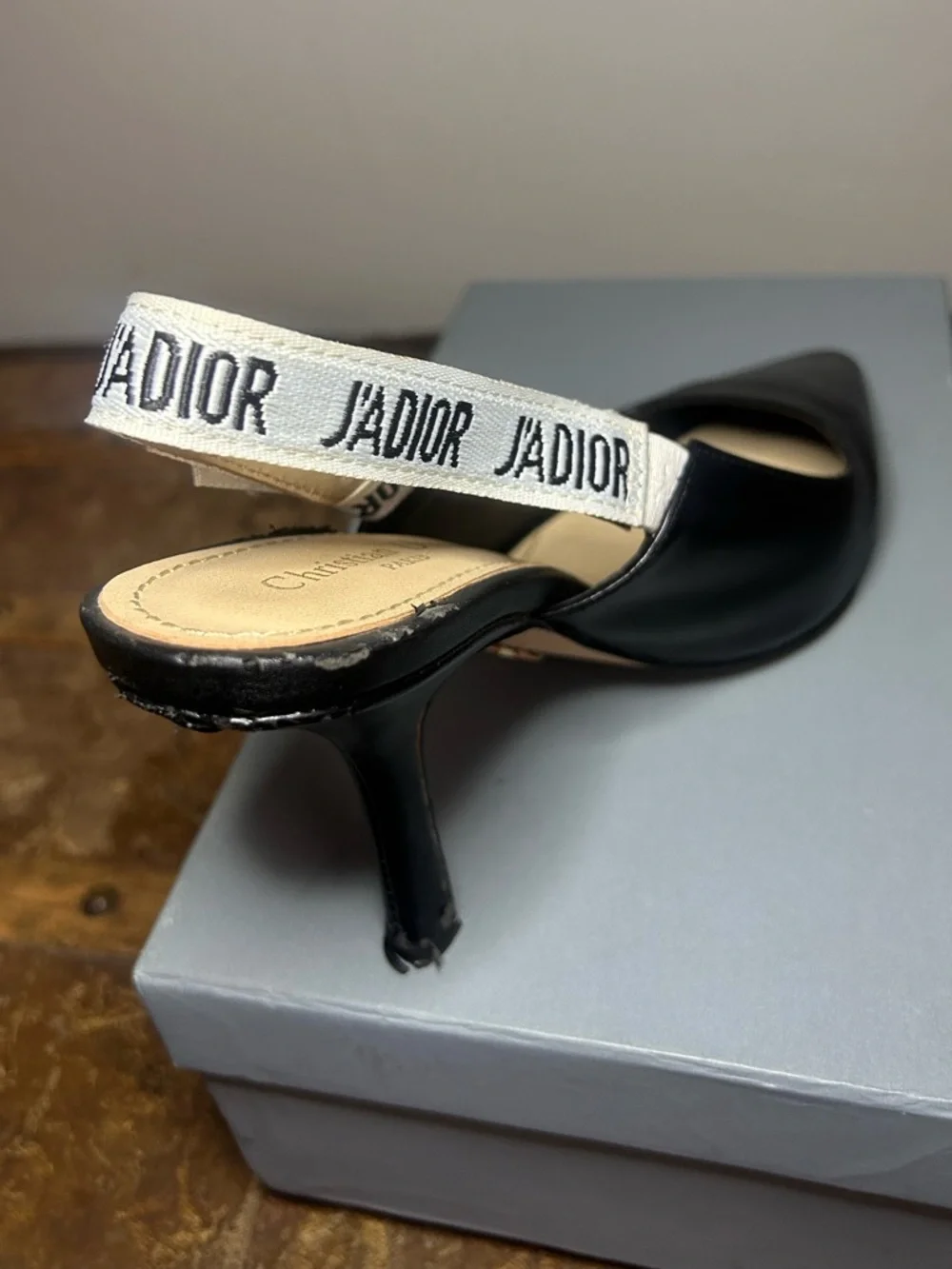 AUTHENTIC Christian Dior J’Adior Slingback Pump | EU 39D / US 8 | Black Leather - Picture 14 of 14